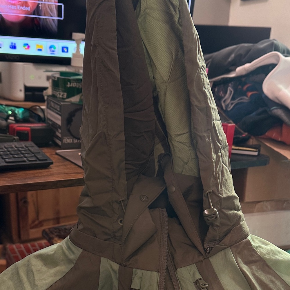 NWT Puma X Kidsuper Windbreaker - Picture 11 of 11